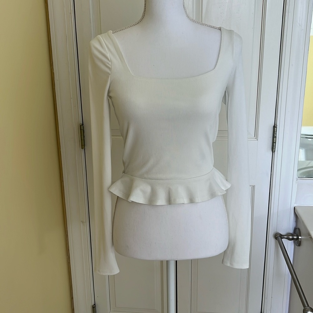 SUPERDOWN white long sleeve top ribbed